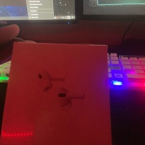 Apple AirPods Pro in White Box